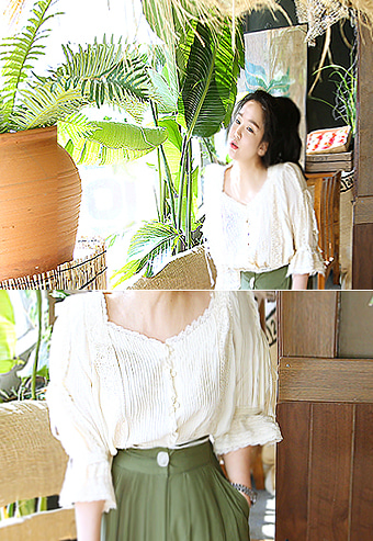 Pintag shoelace frilly blouse 