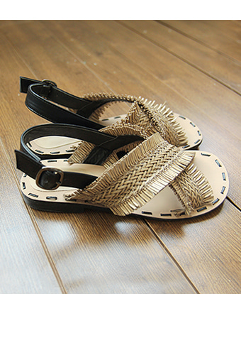 18_X-Strap Sandals